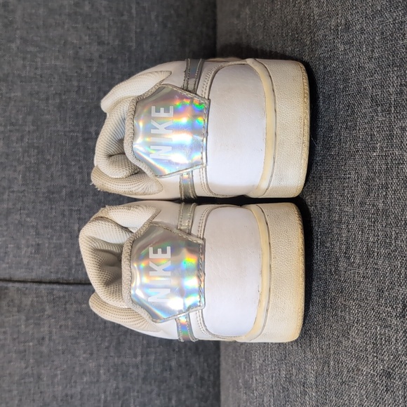 Nike WhiteCourt Vision Athletic Shoes With Holographic Checks - Picture 4 of 7